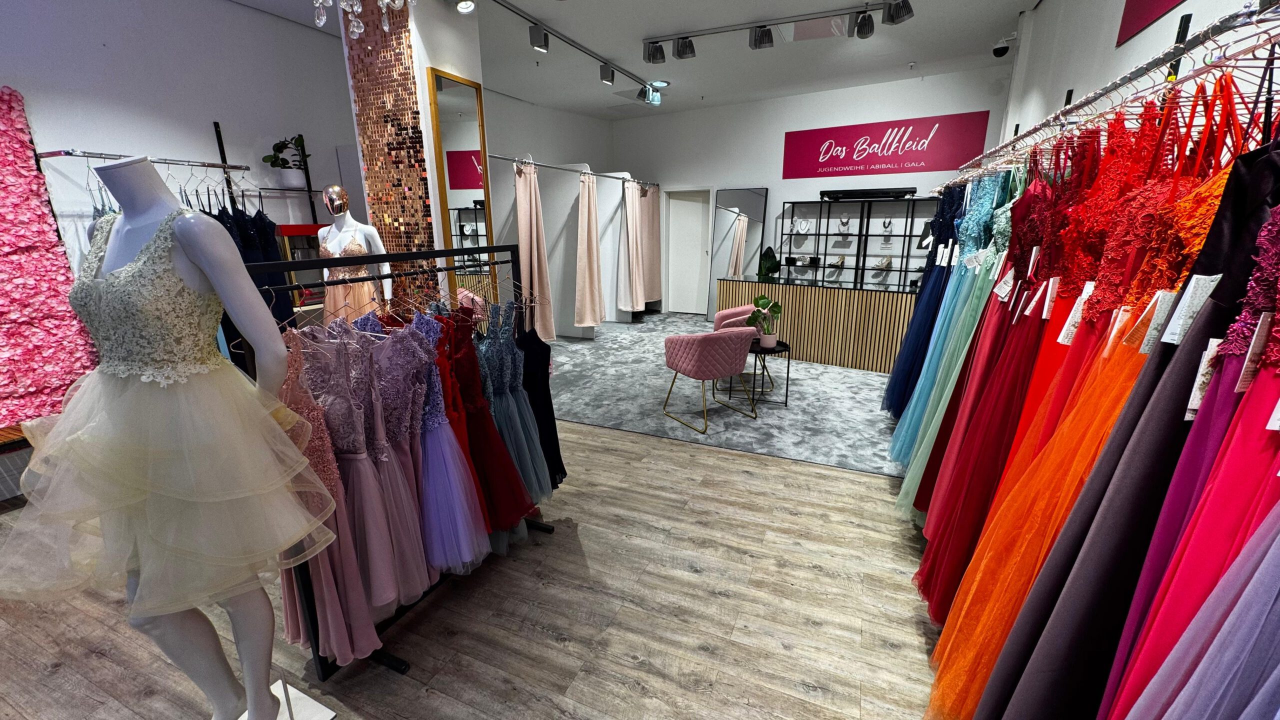 WhatsApp Image 2025-11-30 at 16.02.44-3